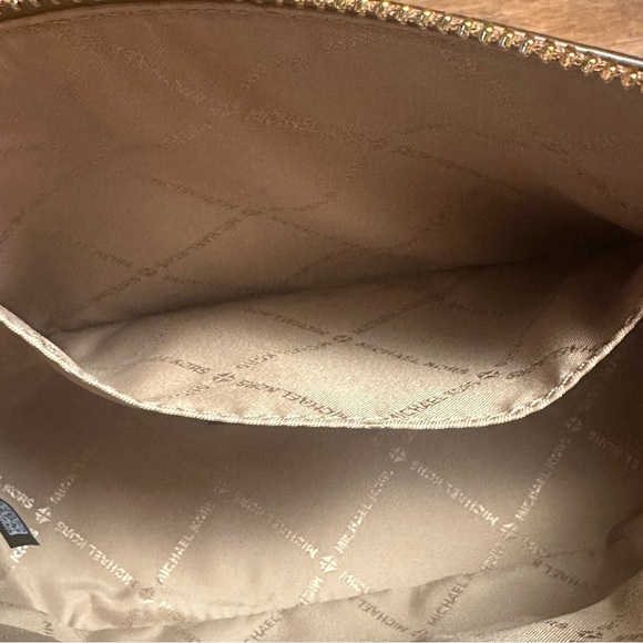 Michael Kors Jet Set Travel Medium Dome Crossbody Bag Purse Luggage Brown NWT - Picture 10 of 14